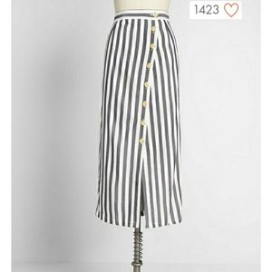 Simplistic Asymmetry Midi Skirt